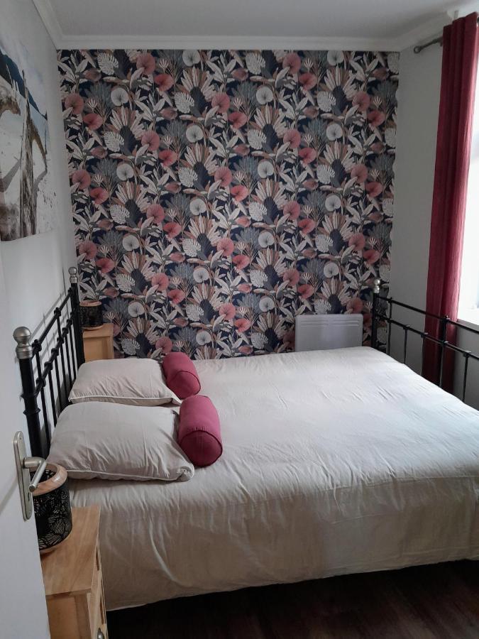Apartamento Le P'Tit Croissant Bayeux Exterior foto